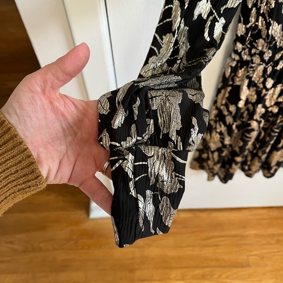 Stretchy Metallic Party Dress - Picture 6 of 11